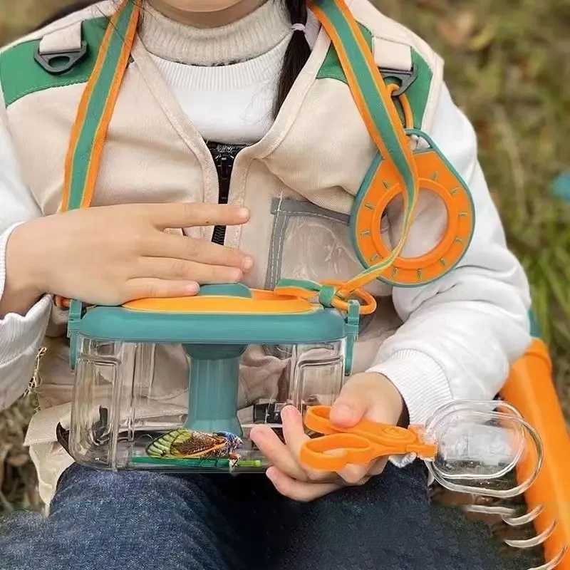 Outdoor Adventure Learning - Caja de explorador de insectos para